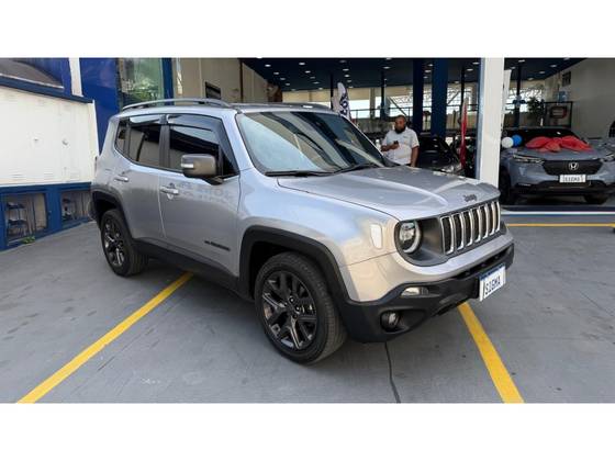 JEEP RENEGADE 1.8 16V FLEX LONGITUDE 4P AUTOMÁTICO